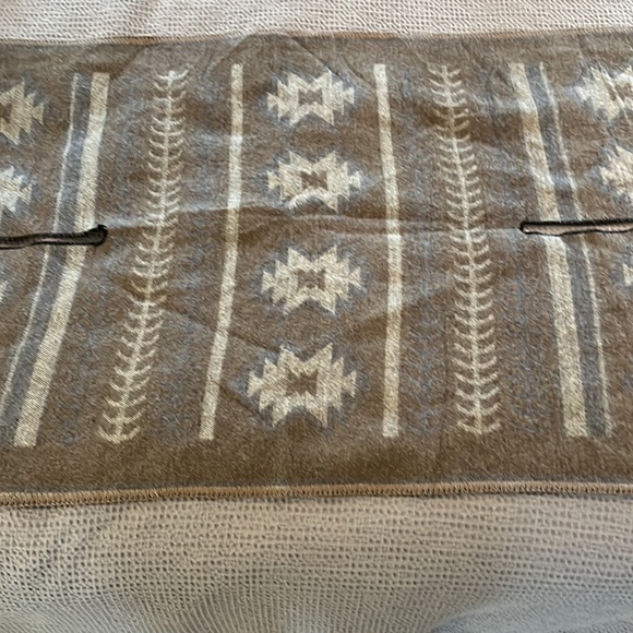 Code Womans Wrap. O/S - Picture 6 of 7